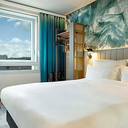One Paris - Porte De Versailles 3*