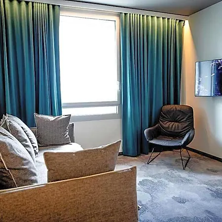 One Paris-porte De Versailles 3*