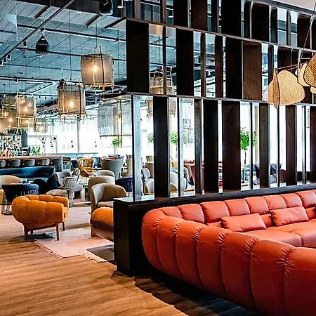 Hotel One Paris - Porte De Versailles